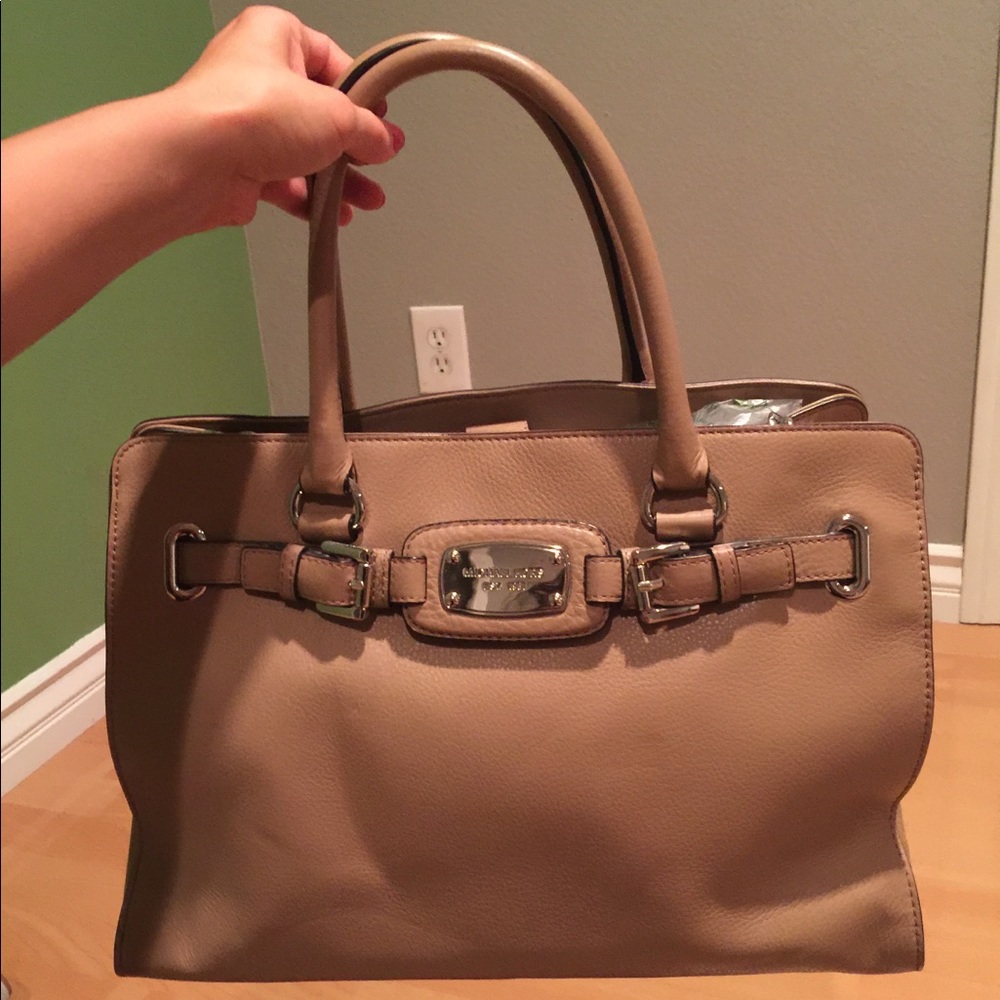 Micheal Kors handbag